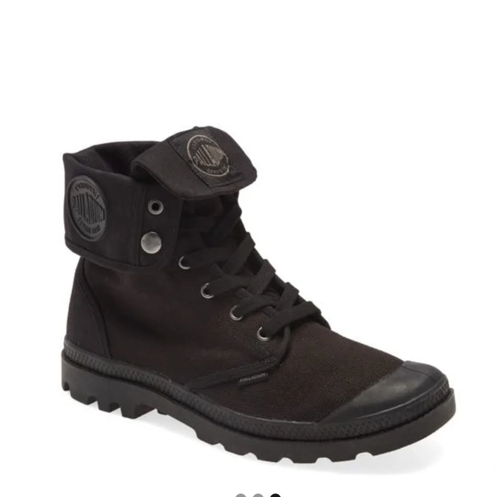 Palladium Men’s Baggy Canvas Black/Black
10 M - Picture 1 of 9